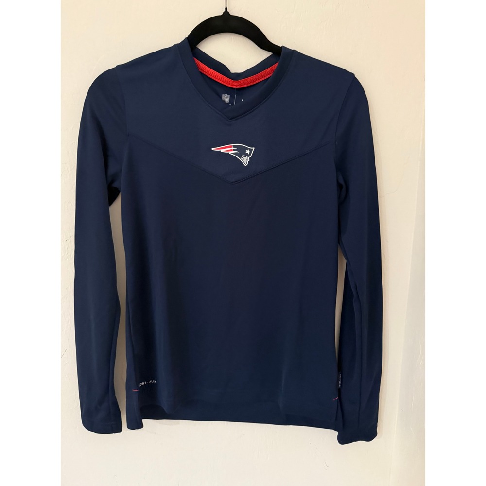 Women's Nike NFL New England Patriots Dri-FIT Long Sleeve V-Neck Top Size XS NWT